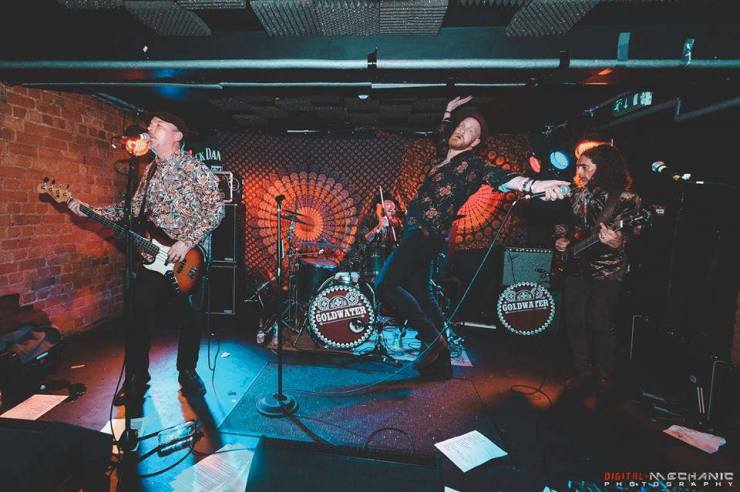 GoldWater Live Photo